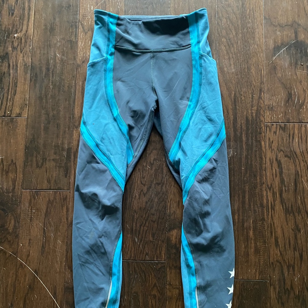 Lululemon X Barry’s Blue Leggings Size S